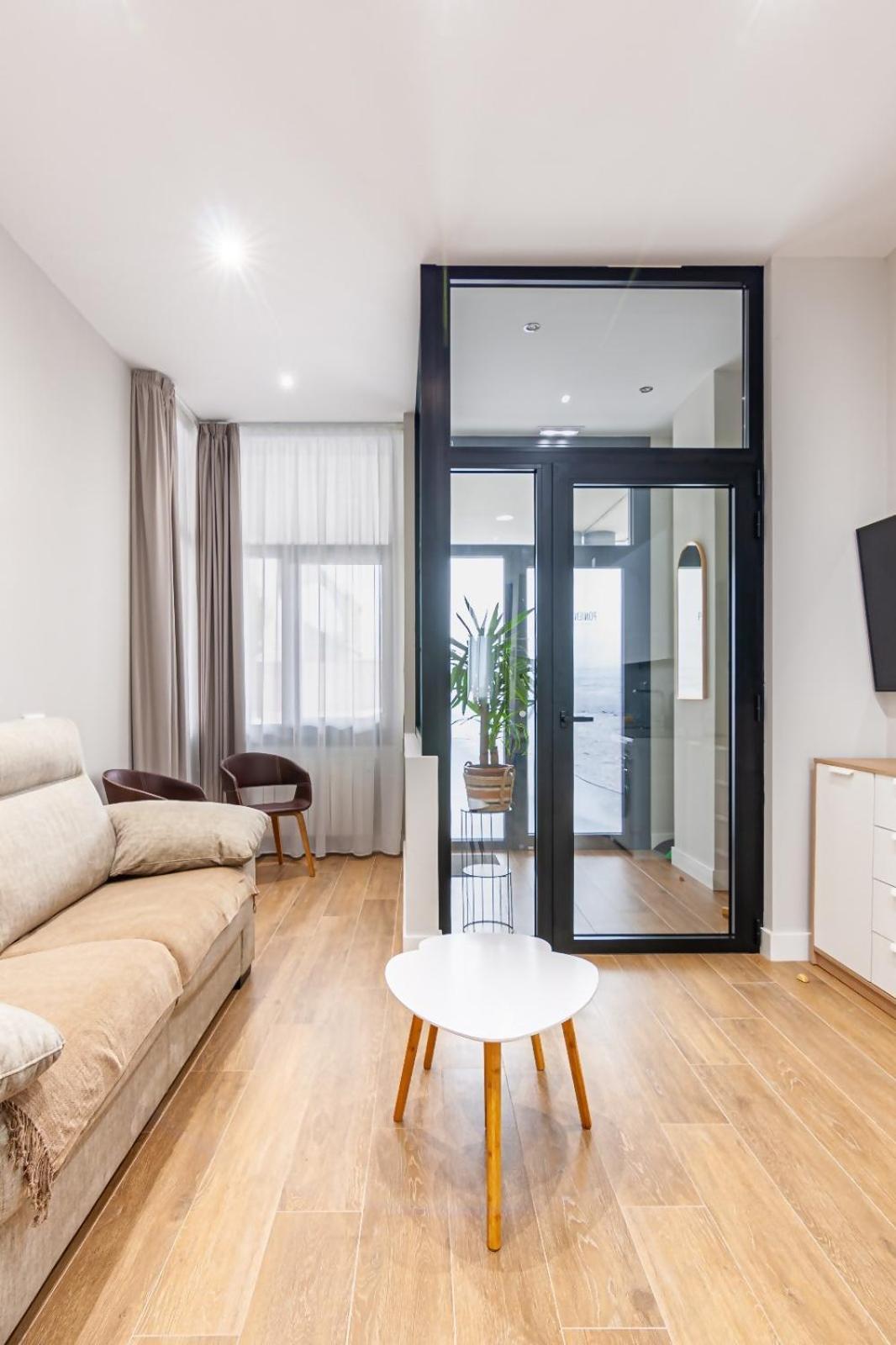 Ferienwohnung Av Gijon Poniente Playa Exterior foto